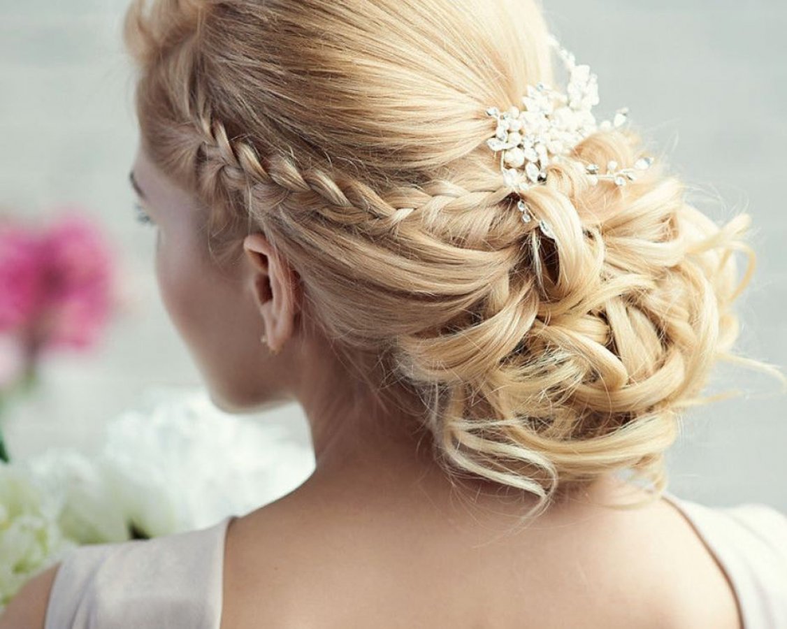 2023 Gelin Saç Modelleri